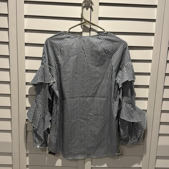 7 for All Mankind NWT Stripes Ruffle long sleeves blouse in Cotton/Nylon/Spandex - Picture 5 of 12